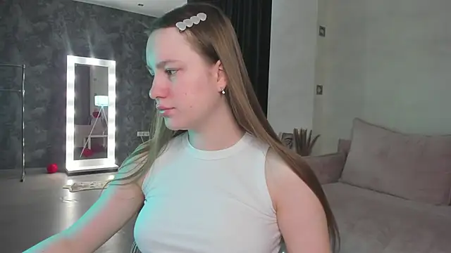 Snapshot of Candy_Cansew chatting on 02/08/26, 01:09 Candy Cansew online show from 02/08/26, 01:09