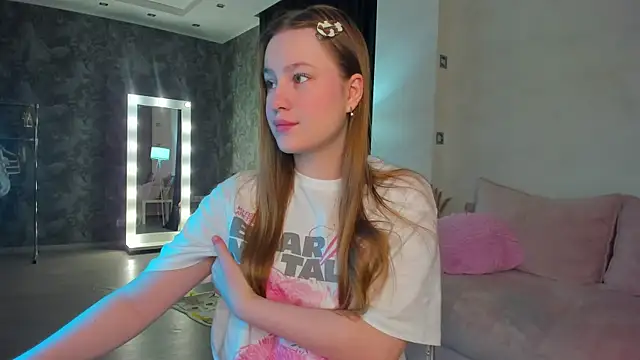 Snapshot of Candy_Cansew chatting on 03/11/26, 01:11 Candy Cansew online show from 03/11/26, 01:11