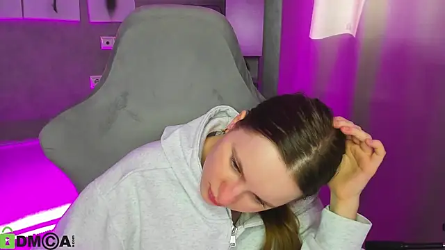 Snapshot of Candy_Cansew chatting on 03/21/26, 08:19 Candy Cansew online show from 03/21/26, 08:19