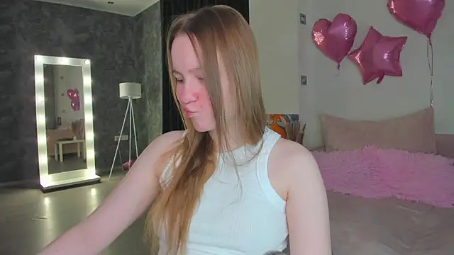 Candy Cansew online show from 05/28/26, 01:14