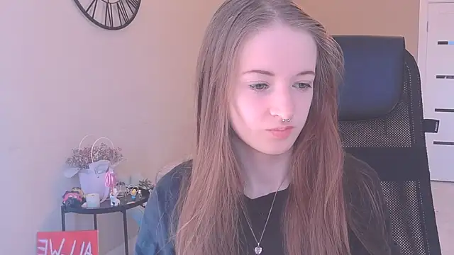 KateKayer online show from 09/09/25, 08:25