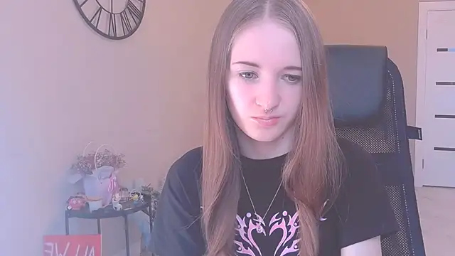 KateKayer online show from 09/16/25, 08:48