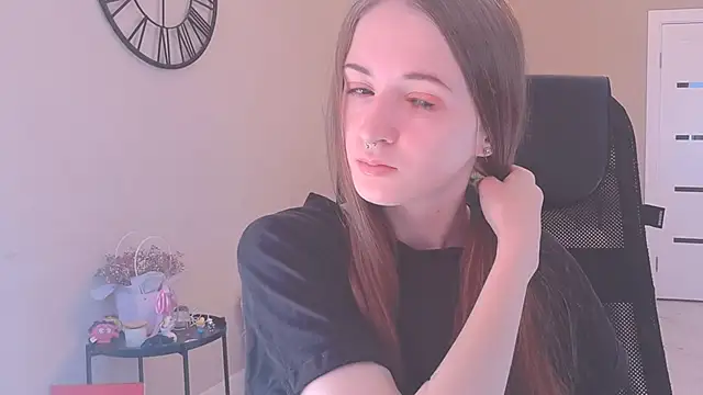 KateKayer online show from 09/23/25, 08:17