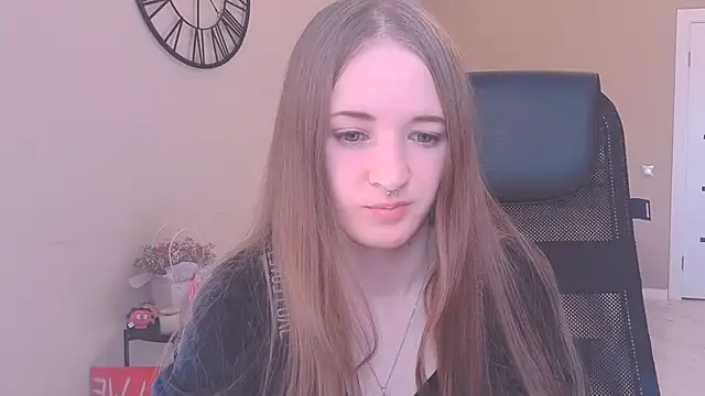 KateKayer online show from 09/25/25, 08:40