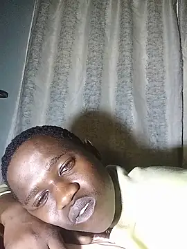 Snapshot of Thenaughtyboy360 chatting on 07/02/26, 05:35 Thenaughtyboy360 online show from 07/02/26, 05:35