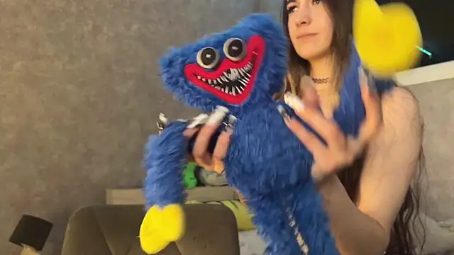 Snapshot of CupSizeGirl chatting on 04/06/26, 04:46 CupSizeGirl online show from 04/06/26, 04:46