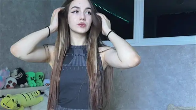 Snapshot of CupSizeGirl chatting on 04/22/26, 06:05 CupSizeGirl online show from 04/22/26, 06:05