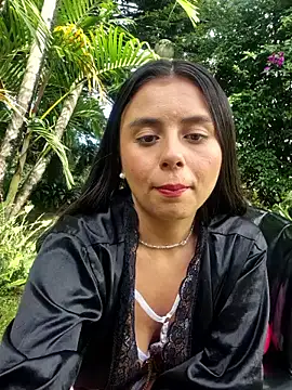 Lunaluxe1001 online show from 01/16/26, 02:32