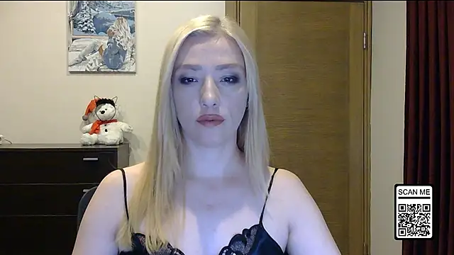 Wild Silk Desire online show from 11/30/25, 02:54