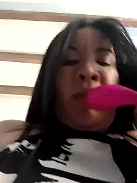 Snapshot of hotCOUPLEPETRA chatting on 03/17/26, 12:04 hotCOUPLEPETRA online show from 03/17/26, 12:04