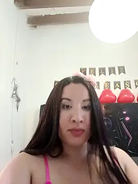 Snapshot of hotCOUPLEPETRA chatting on 03/18/26, 12:25 hotCOUPLEPETRA online show from 03/18/26, 12:25