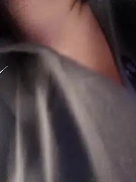 Snapshot of hotCOUPLEPETRA chatting on 03/21/26, 05:27 hotCOUPLEPETRA online show from 03/21/26, 05:27