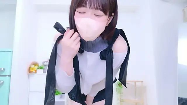 Snapshot of _suika_ chatting on 06/17/26, 11:56 suika online show from 06/17/26, 11:56