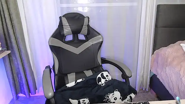 mariaana  222 online show from 04/09/26, 04:01