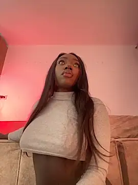 Snapshot of alissradiante1 chatting on 03/24/26, 02:49 alissradiante1 online show from 03/24/26, 02:49