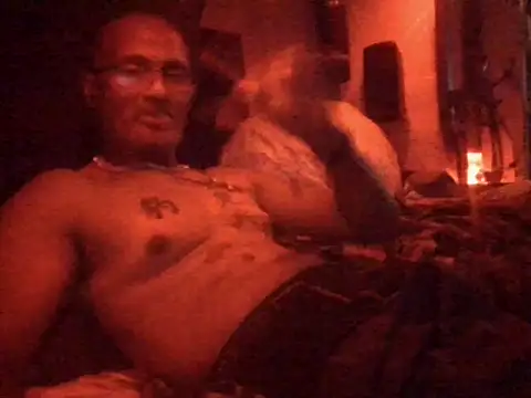 Snapshot of badboy2u2025 chatting on 04/13/26, 06:08 badboy2u2025 online show from 04/13/26, 06:08