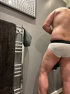 CloudyMuscleBeefy online show from 03/30/26, 07:26