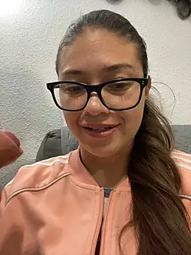 Snapshot of kate_rabittsex chatting on 01/31/25, 06:25 kate rabittsex online show from 01/31/25, 06:25