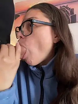 Snapshot of kate_rabittsex chatting on 03/02/25, 12:01 kate rabittsex online show from 03/02/25, 12:01