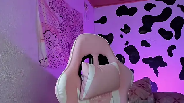 Snapshot of abbie_jensen_ chatting on 09/18/25, 01:40 abbie jensen online show from 09/18/25, 01:40