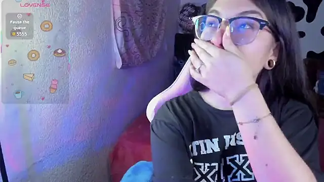 Snapshot of abbie_jensen_ chatting on 10/30/25, 02:24 abbie jensen online show from 10/30/25, 02:24