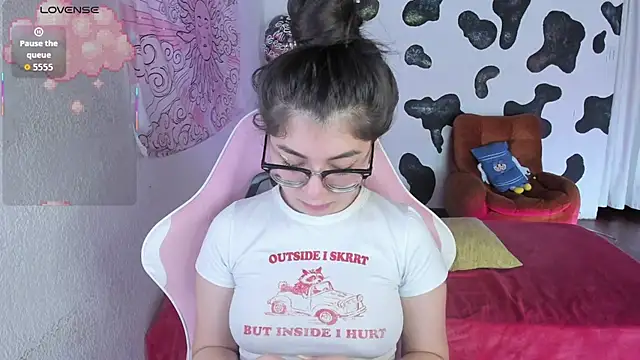 Snapshot of abbie_jensen_ chatting on 11/06/25, 08:54 abbie jensen online show from 11/06/25, 08:54