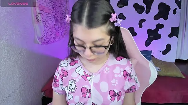 Snapshot of abbie_jensen_ chatting on 11/14/25, 09:13 abbie jensen online show from 11/14/25, 09:13