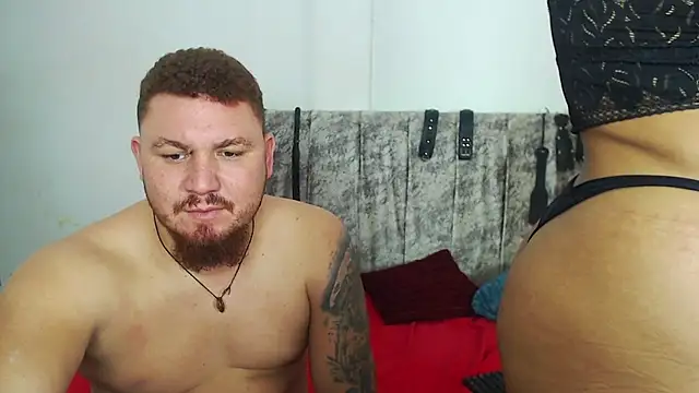 Snapshot of VelaAndEdwar chatting on 11/06/25, 04:13 VelaAndEdwar online show from 11/06/25, 04:13