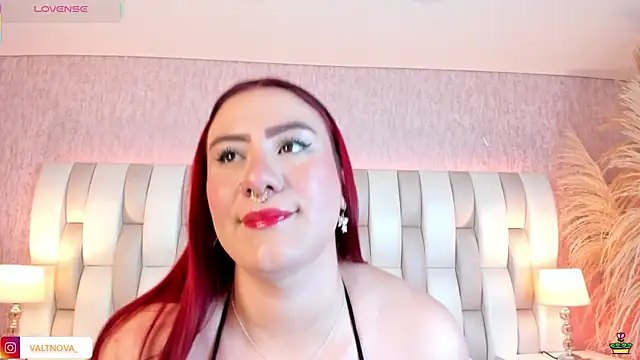 valt  online show from 10/10/25, 09:03