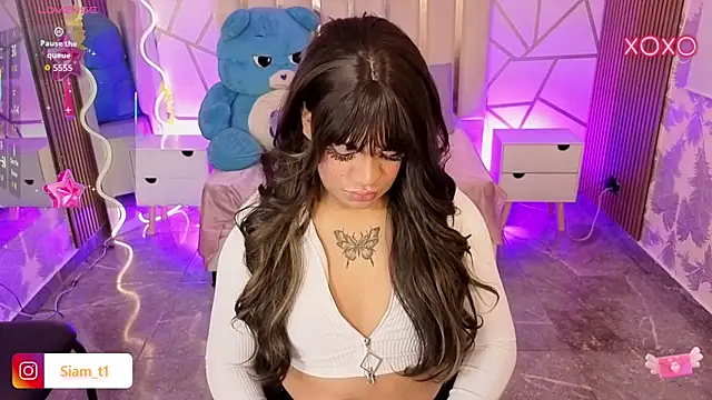 Snapshot of Siiam_tay chatting on 09/17/25, 03:08 Siiam tay online show from 09/17/25, 03:08