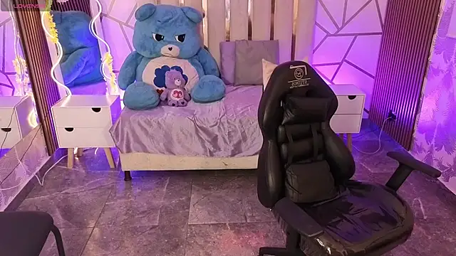 Snapshot of Siiam_tay chatting on 10/09/25, 03:26 Siiam tay online show from 10/09/25, 03:26