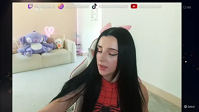 Snapshot of itsmais chatting on 09/19/25, 11:44 itsmais online show from 09/19/25, 11:44