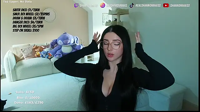 Snapshot of itsmais chatting on 11/17/25, 01:06 itsmais online show from 11/17/25, 01:06