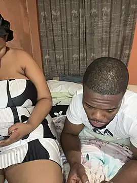 naughty thick online show from 10/28/25, 06:21