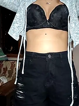 Snapshot of Isha_Sax chatting on 02/21/26, 05:58 Isha Sax online show from 02/21/26, 05:58