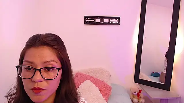 renataj online show from 12/03/25, 11:36