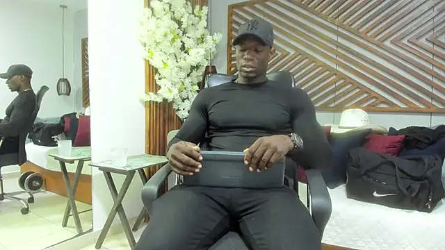 MarcusBlack  online show from 10/17/25, 11:57