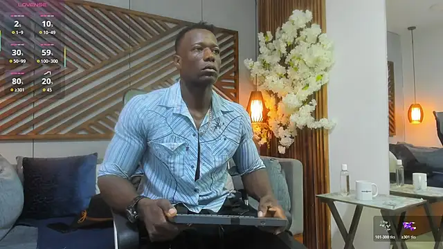 MarcusBlack  online show from 10/28/25, 11:36