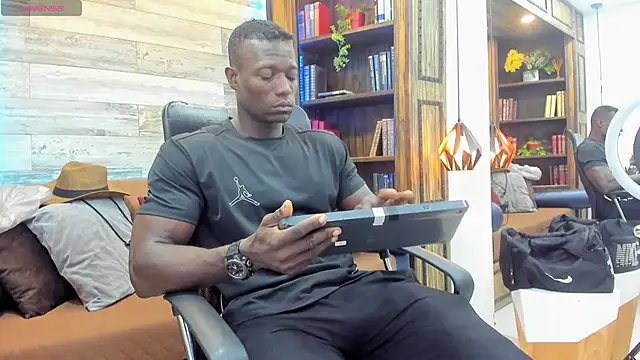 MarcusBlack  online show from 11/26/25, 11:44