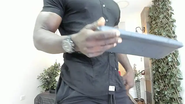 MarcusBlack  online show from 12/22/25, 12:13