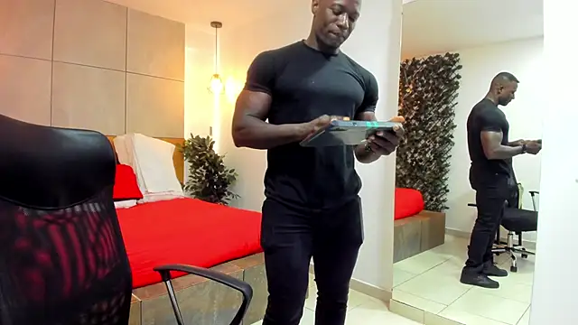 Snapshot of MarcusBlack_ chatting on 03/18/26, 05:05 MarcusBlack online show from 03/18/26, 05:05