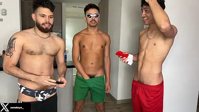 Snapshot of zoneboys chatting on 12/16/25, 10:15 zoneboys online show from 12/16/25, 10:15