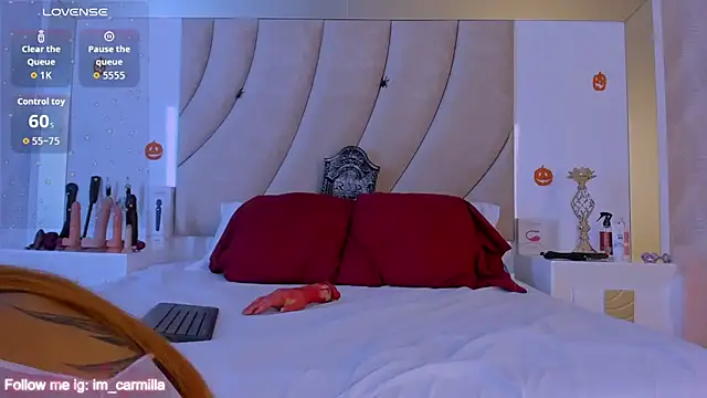 Snapshot of AnnahiBaker chatting on 10/21/25, 08:31 AnnahiBaker online show from 10/21/25, 08:31