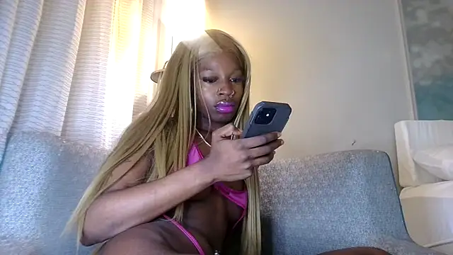 Snapshot of lovergirll555 chatting on 03/24/26, 05:51 lovergirll555 online show from 03/24/26, 05:51