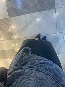 Snapshot of xiaoyuan01 chatting on 11/27/25, 02:57 xiaoyuan01 online show from 11/27/25, 02:57