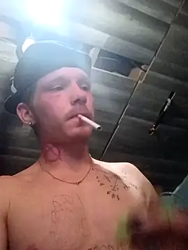 Snapshot of mastertrap chatting on 12/18/25, 11:49 mastertrap online show from 12/18/25, 11:49