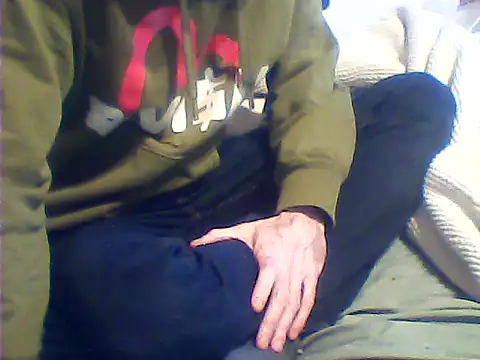 Snapshot of rimbaud77 chatting on 02/17/26, 02:24 rimbaud77 online show from 02/17/26, 02:24