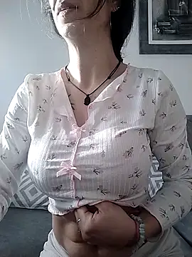 agustinalatina online show from 02/17/26, 08:22