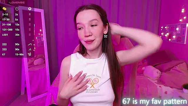 Shriya Sarann online show from 02/18/26, 02:13