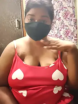 Liyaa 24 online show from 03/25/26, 07:20